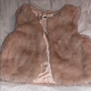 US 3-4Y pink vest lightly used